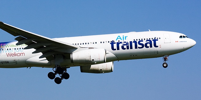 air transat hold luggage